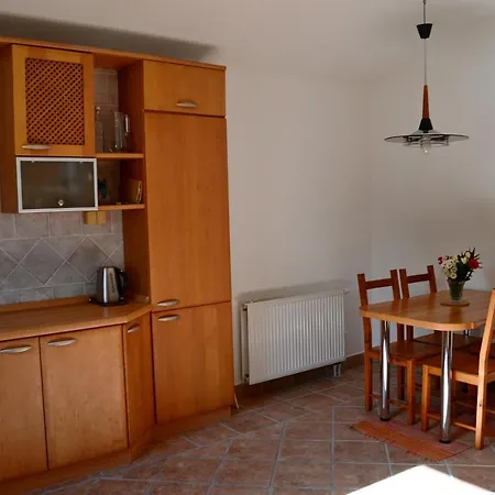 Appartement Ve Dvore Ii. *