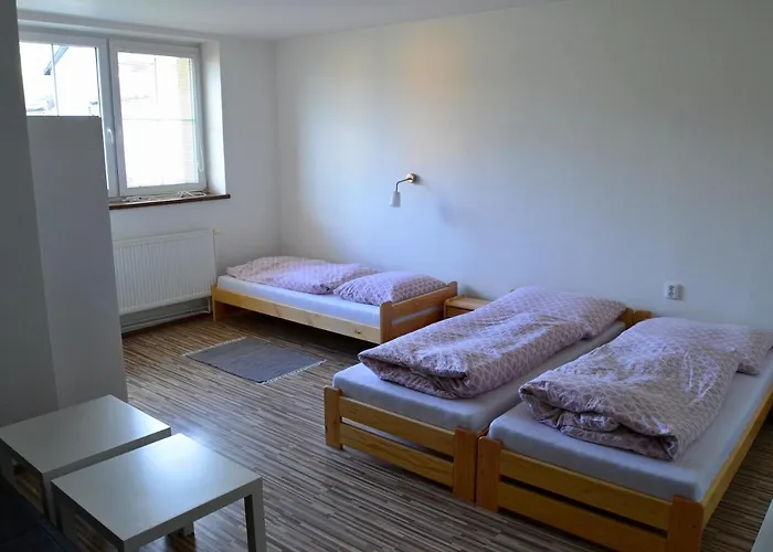 Ubytovaní Ve Dvoře Ii. Apartamento
